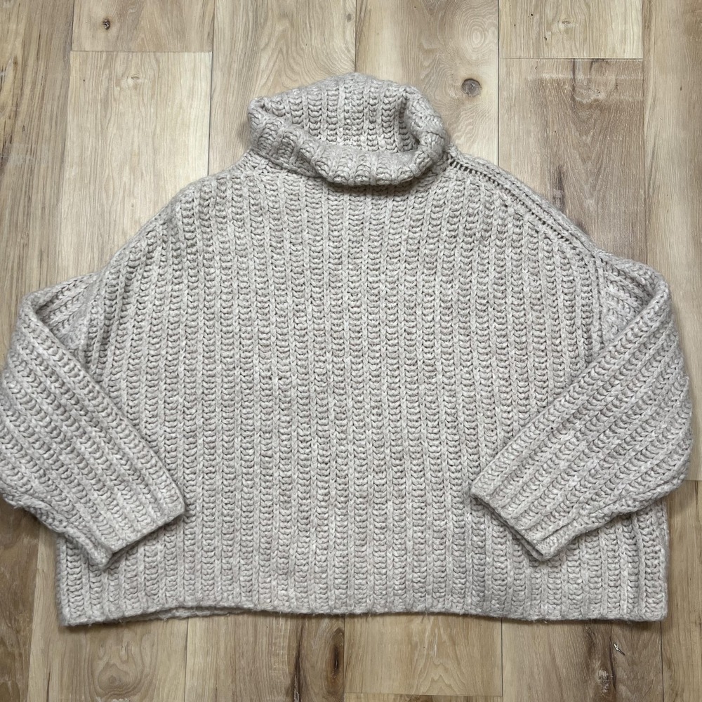 Free People Sweater Womens XS Beige Chunky Knit Turtleneck Dolman Sleeve Cozy‎